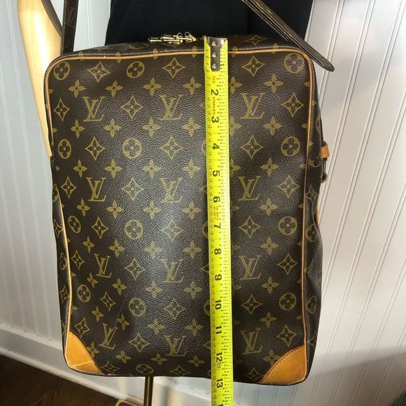 LOUIS VUITTON Danube GM Monogram Crossbody Messenger Shoulder Bag Lock/Key - Picture 15 of 17